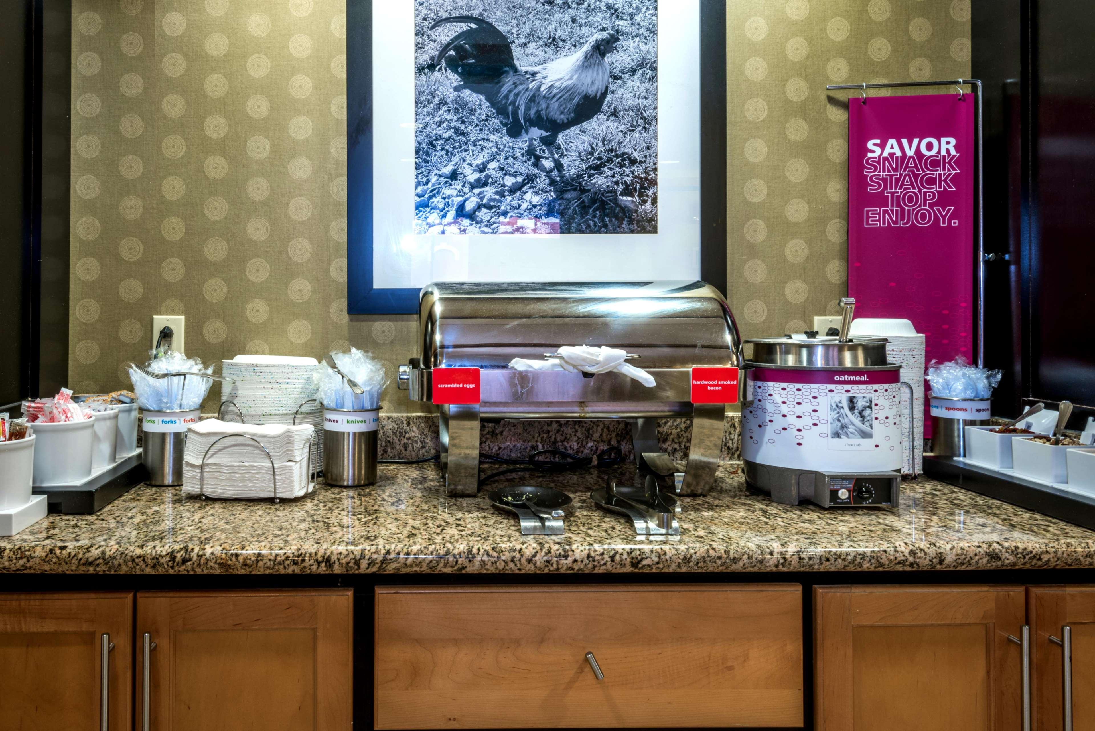 Hampton Inn & Suites Montgomery-Downtown Dış mekan fotoğraf