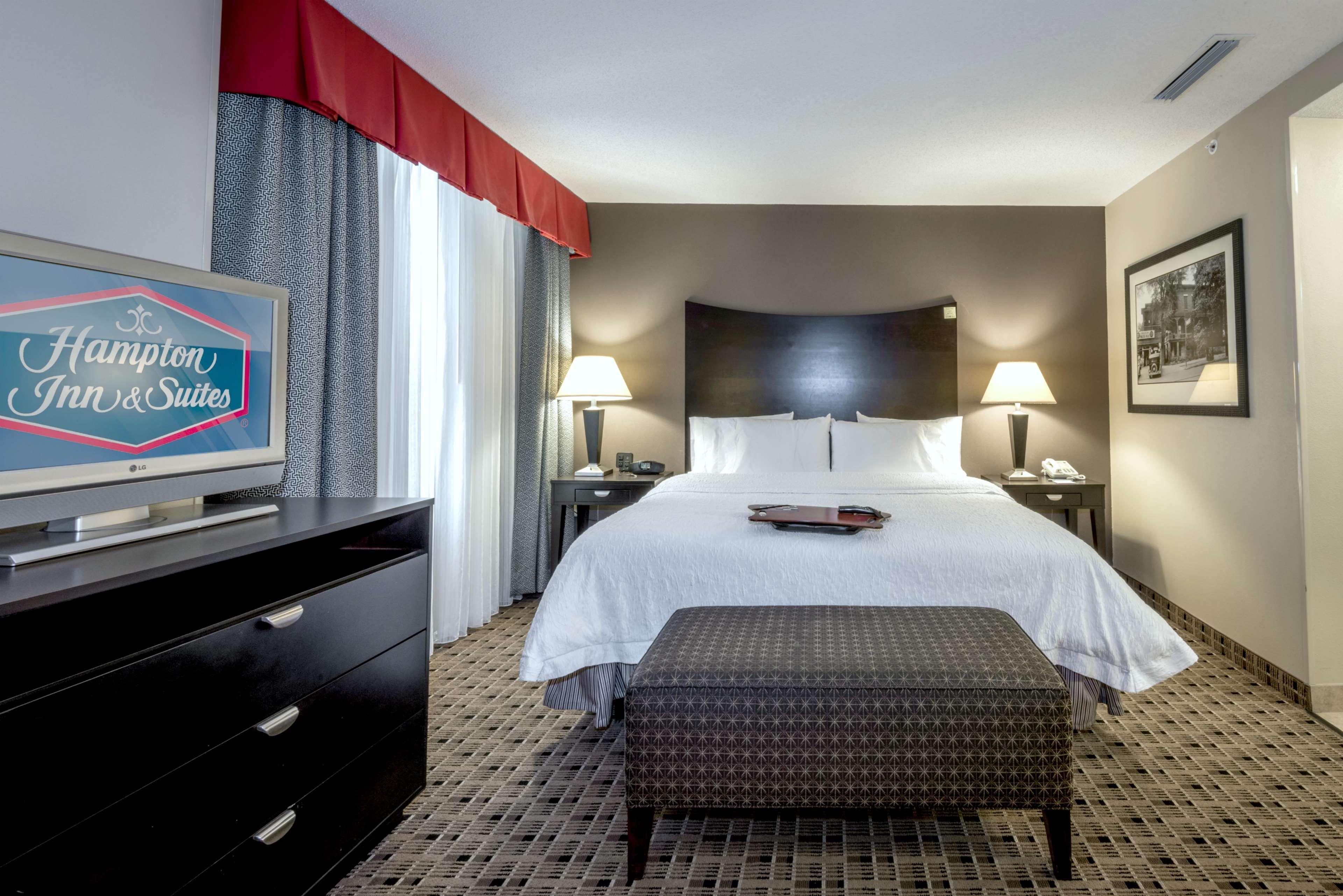 Hampton Inn & Suites Montgomery-Downtown Dış mekan fotoğraf