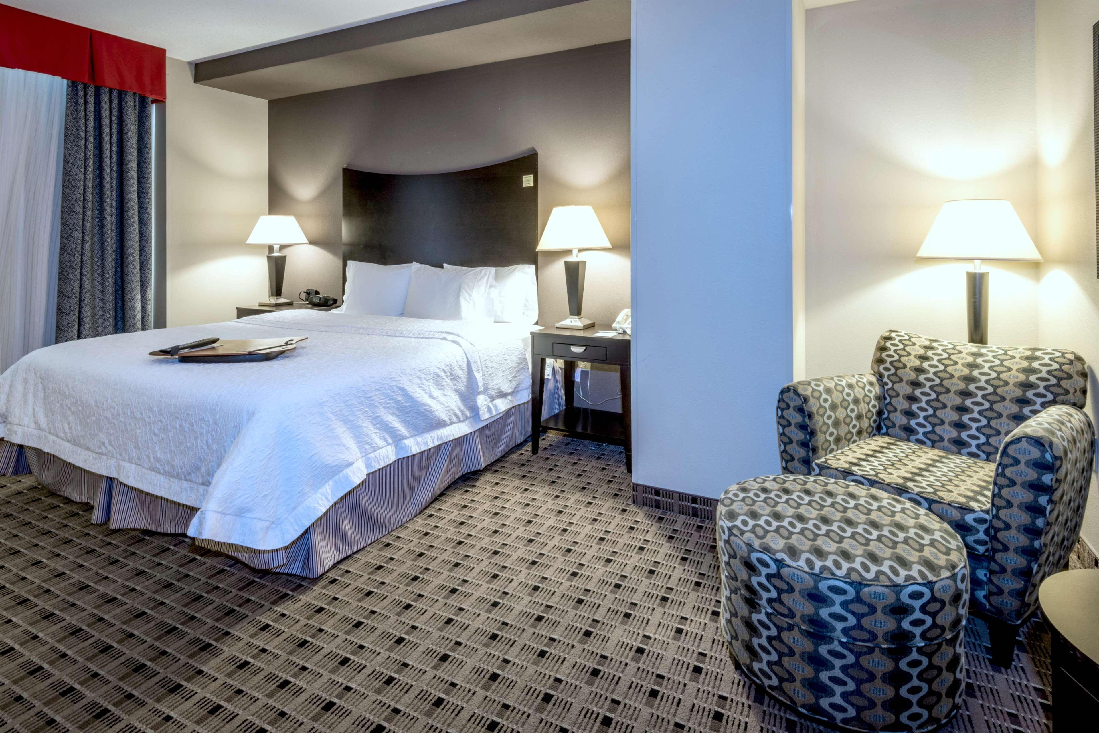 Hampton Inn & Suites Montgomery-Downtown Dış mekan fotoğraf