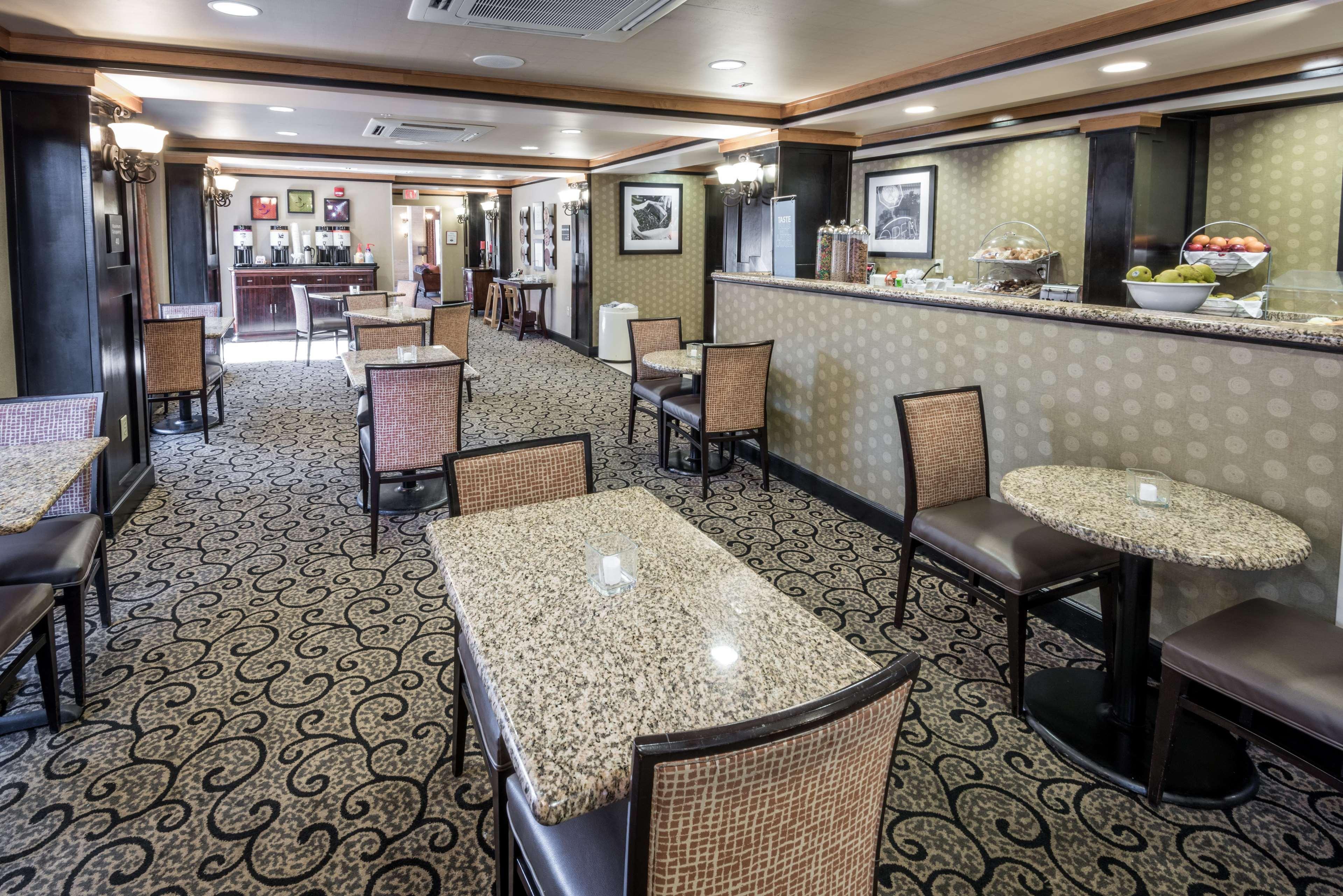 Hampton Inn & Suites Montgomery-Downtown Dış mekan fotoğraf